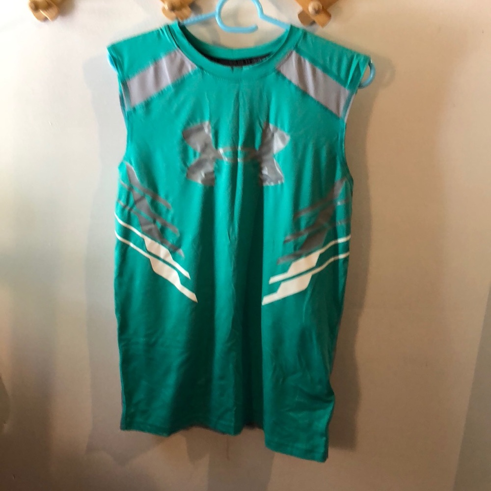 Under armour forest green workout tank size m